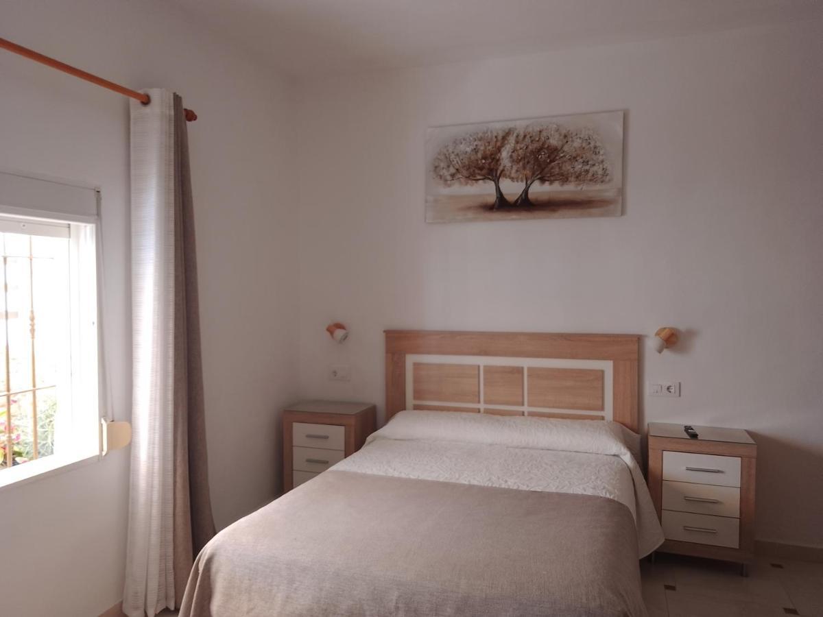 Hostal Los Arcos Hotel Chipiona Kültér fotó