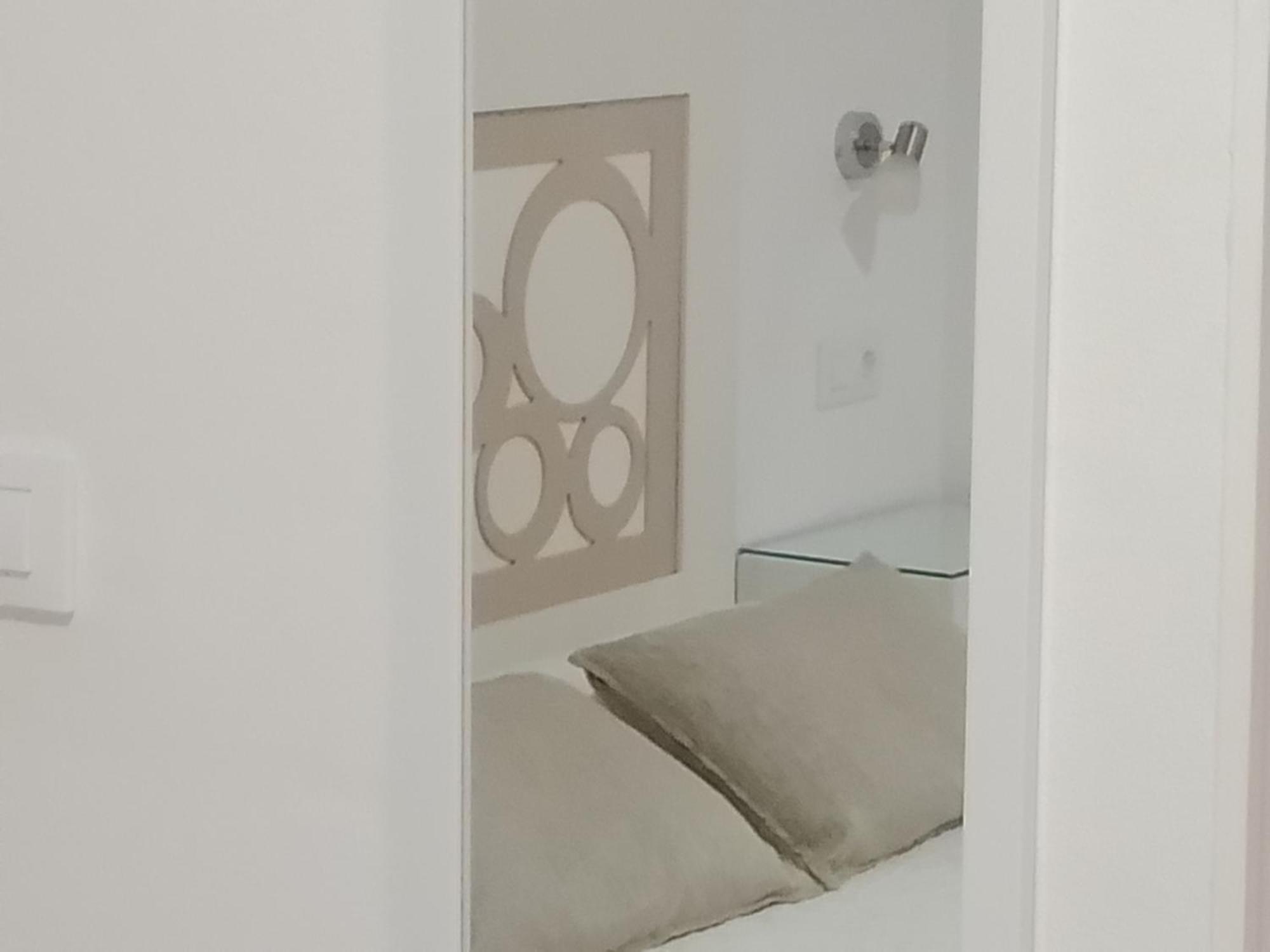 Hostal Los Arcos Hotel Chipiona Kültér fotó